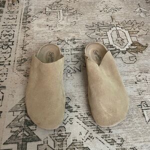 Seychelles Suede Clogs